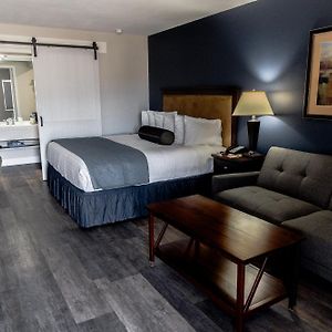 Hotchkiss Inn Motel
